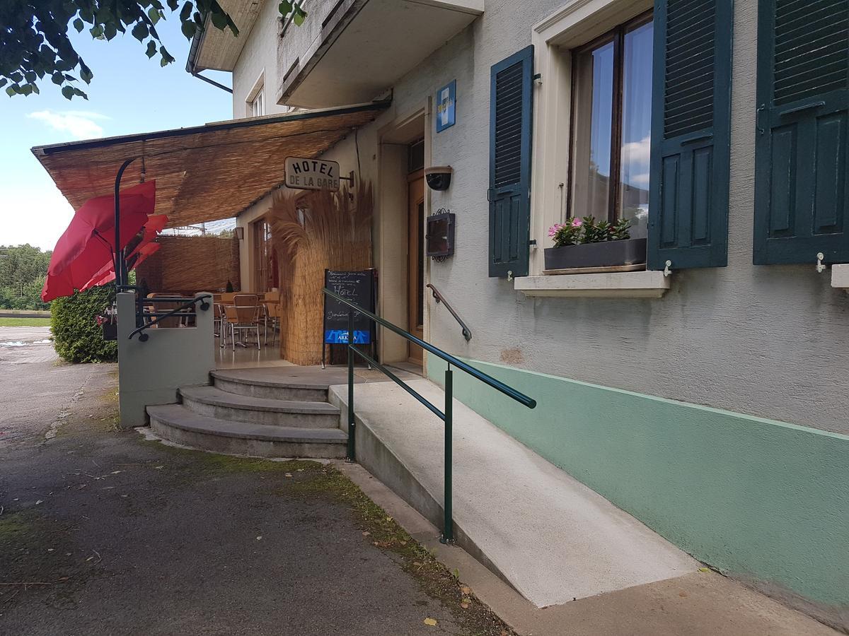 Hotel De La Gare, Vendlincourt エクステリア 写真